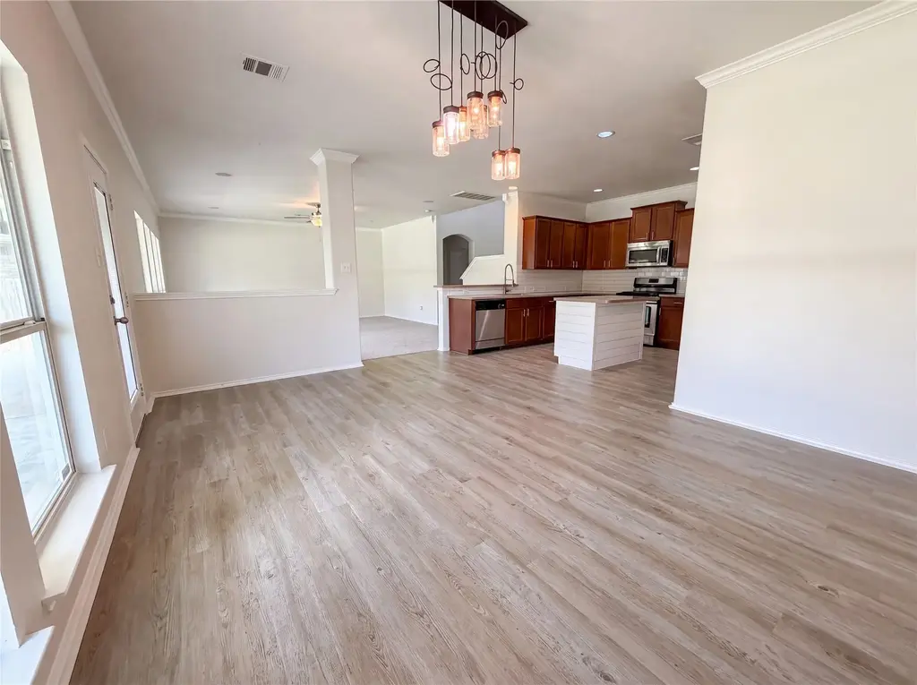 142 Snow Owl Hollow, Buda