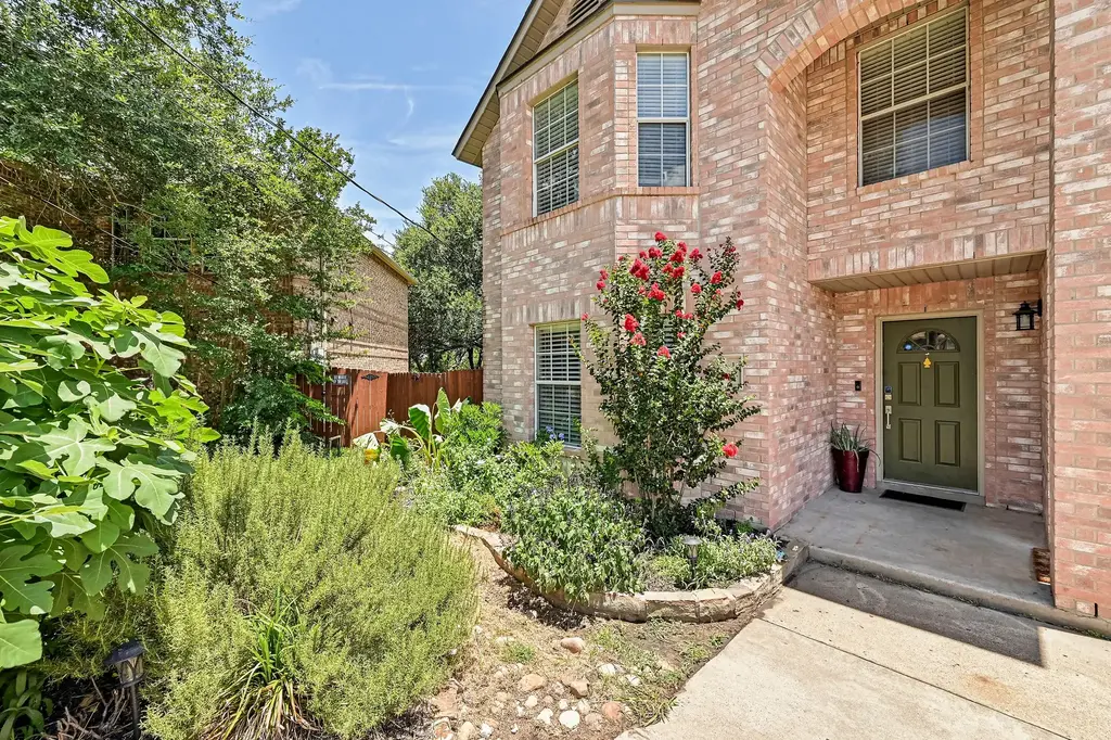 104 N Sumac Lane, Georgetown