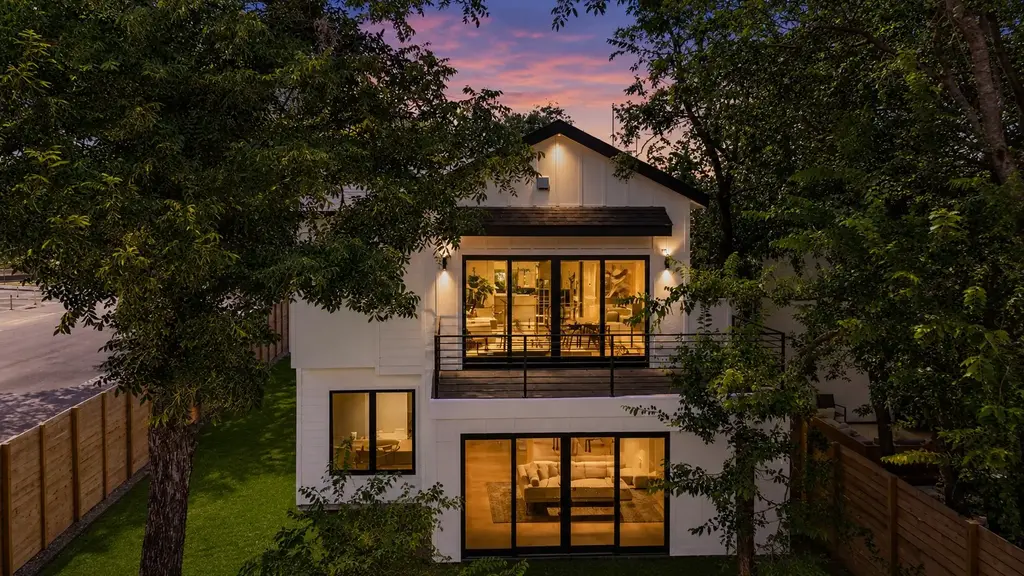 752 Pedernales Street, Austin