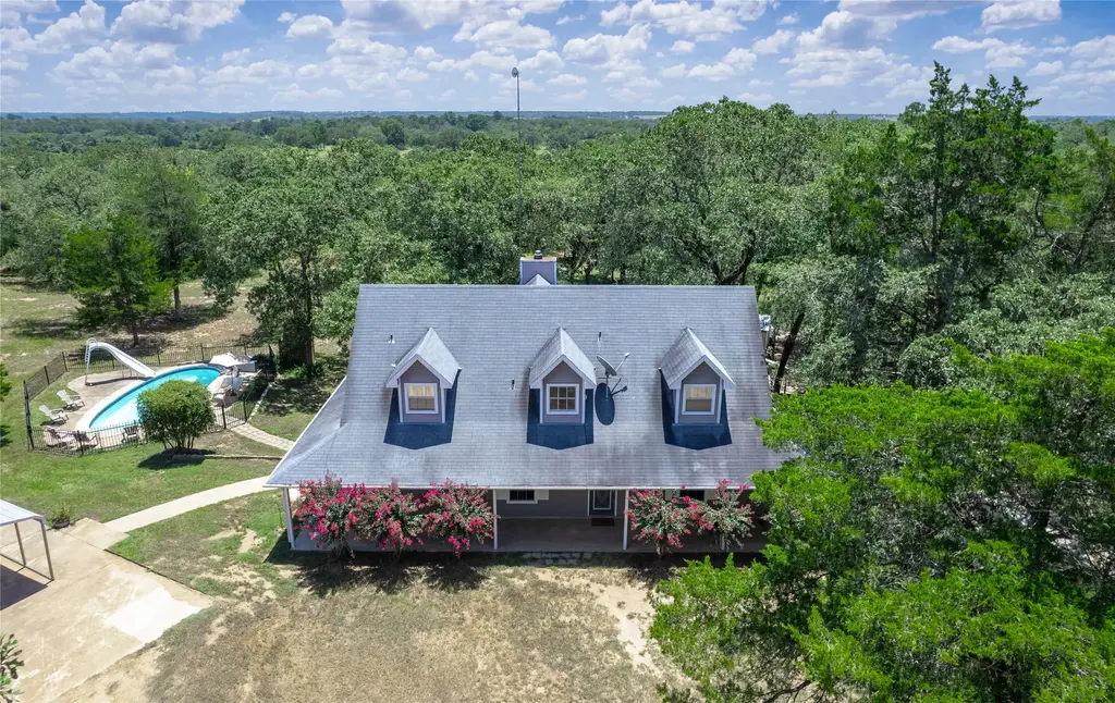 153 Ironstone Road, Smithville