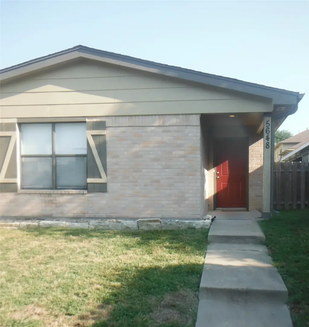 5648 Pinon Vista Drive, Austin