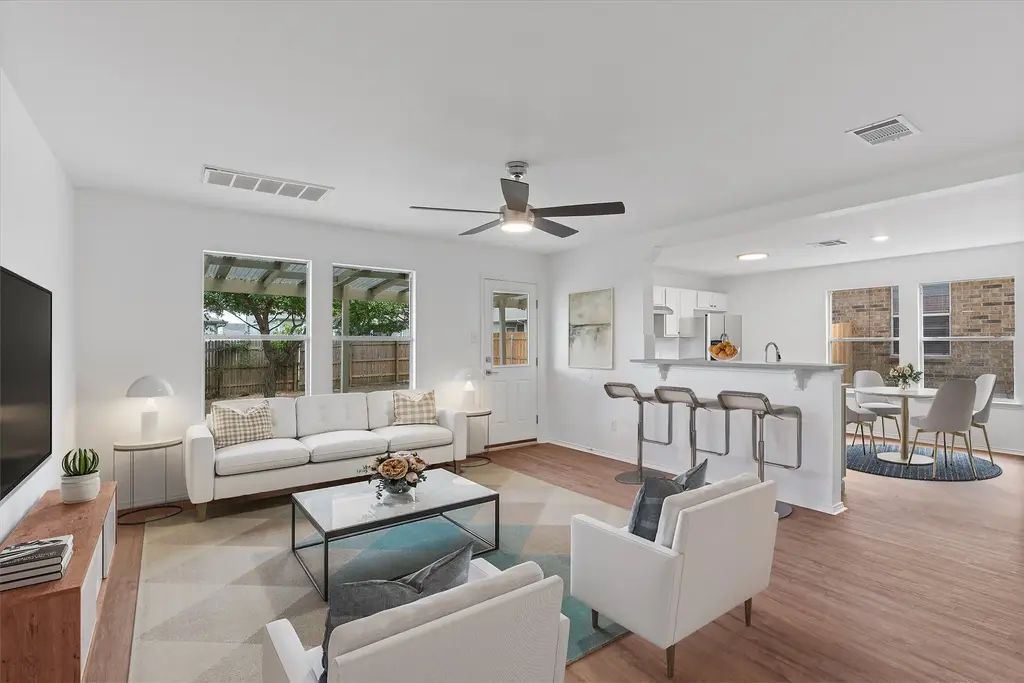 13505 Lismore Lane, Pflugerville