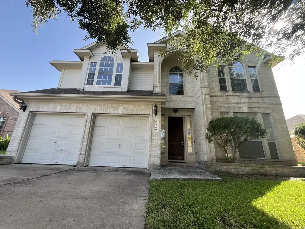 209 Betterman Drive, Pflugerville
