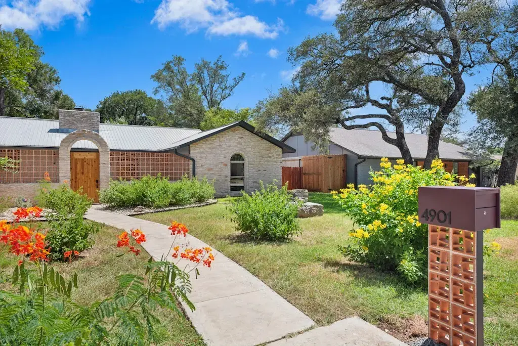 4901 Saddle Drive, Austin
