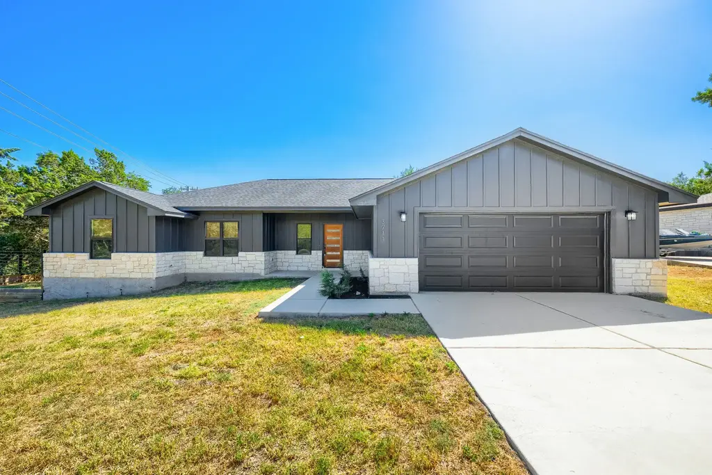 3711 Rock Terrace Drive, Lago Vista