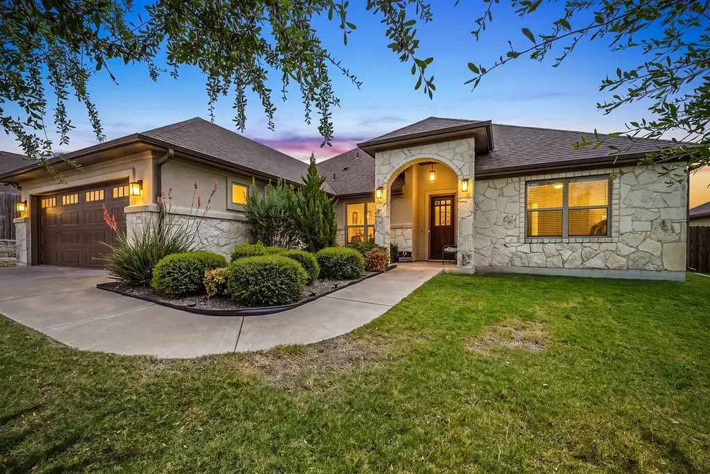 608 Jake Drive, Jarrell