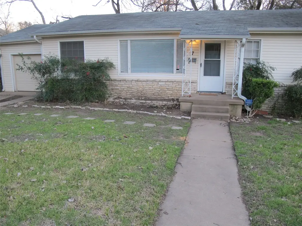 7 Scott Crescent, Austin