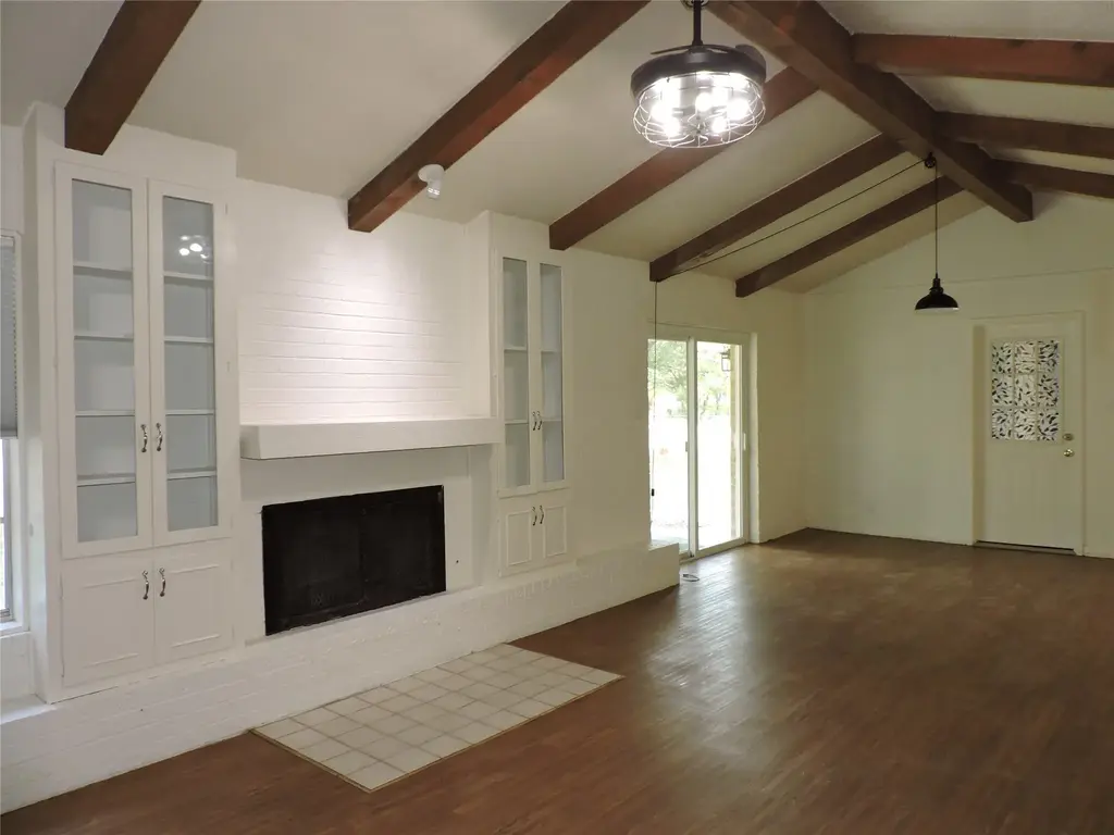 6701 N Hwy 183, Liberty Hill