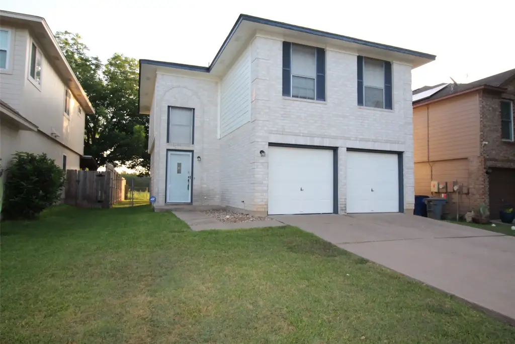 8622 Piney Creek Bend, Austin
