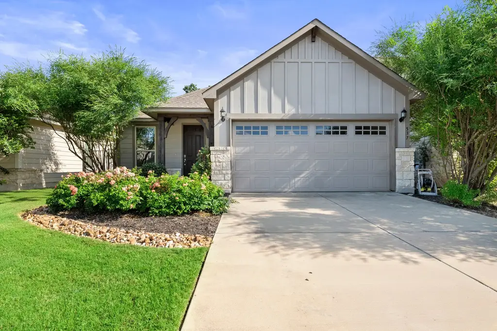 537 Bonnet Boulevard, Georgetown