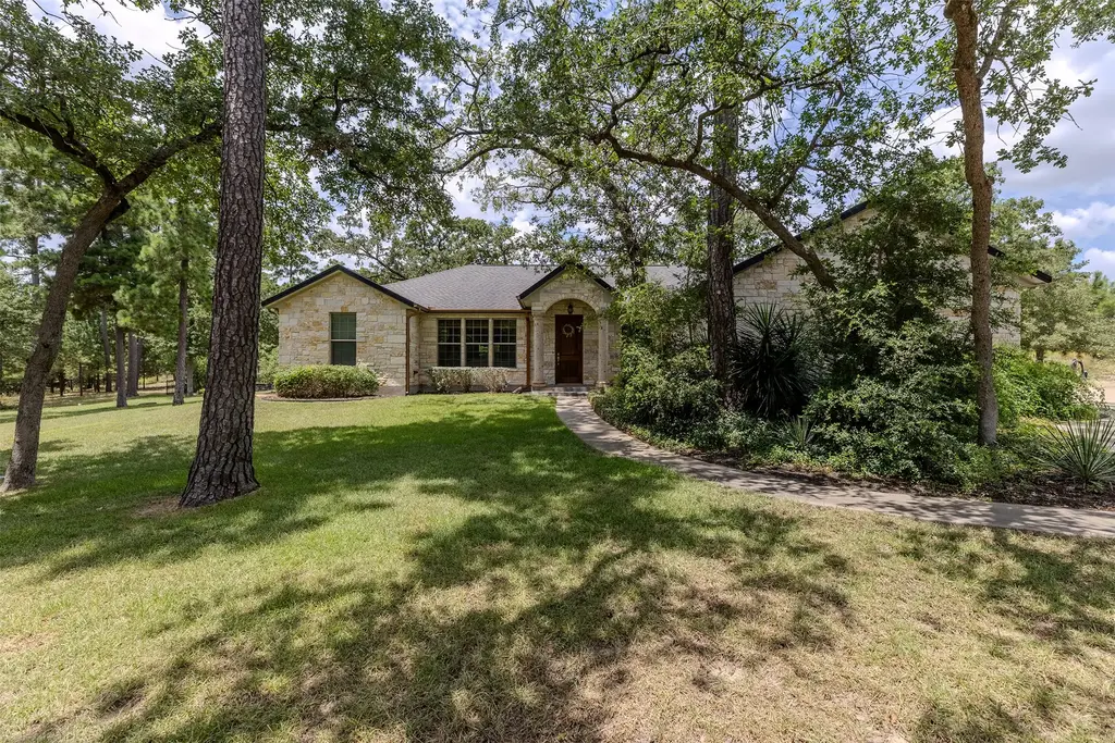 176 Cassel Way, Bastrop