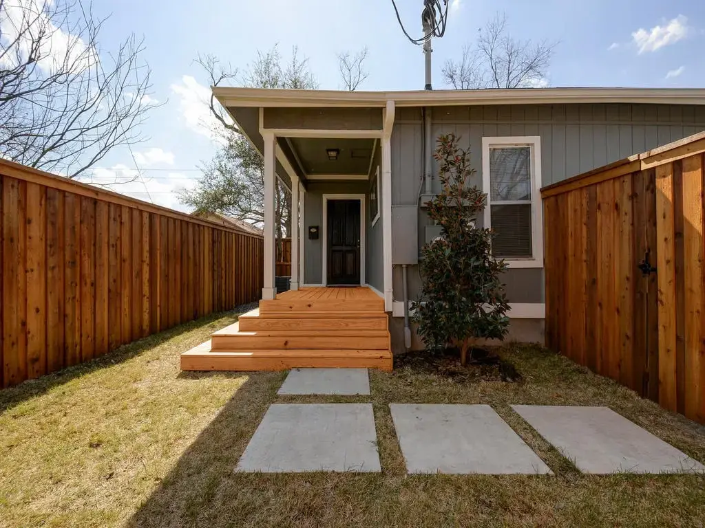 2106 Holly Street B, Austin
