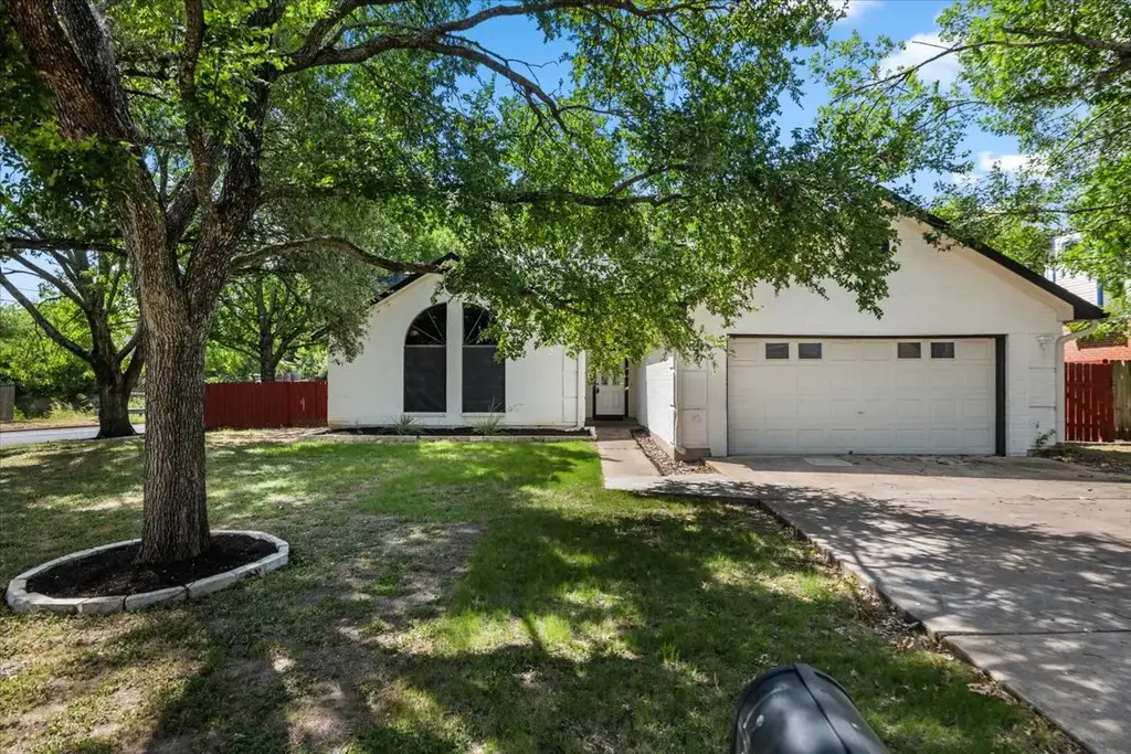 201 Susana Lane, Georgetown