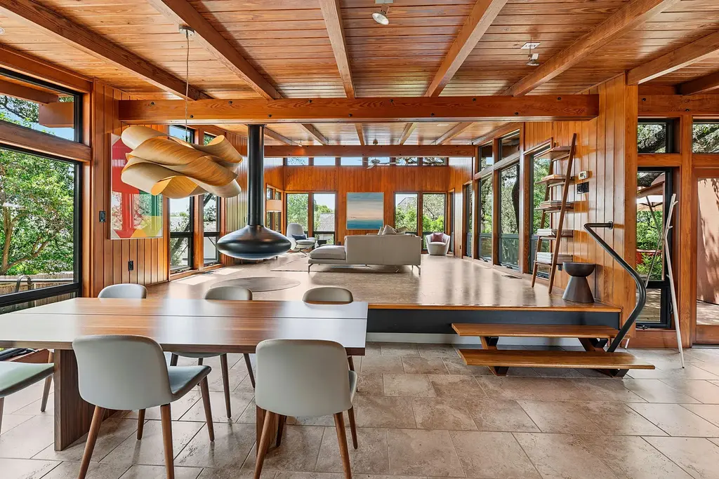 407 Almarion Drive, Austin