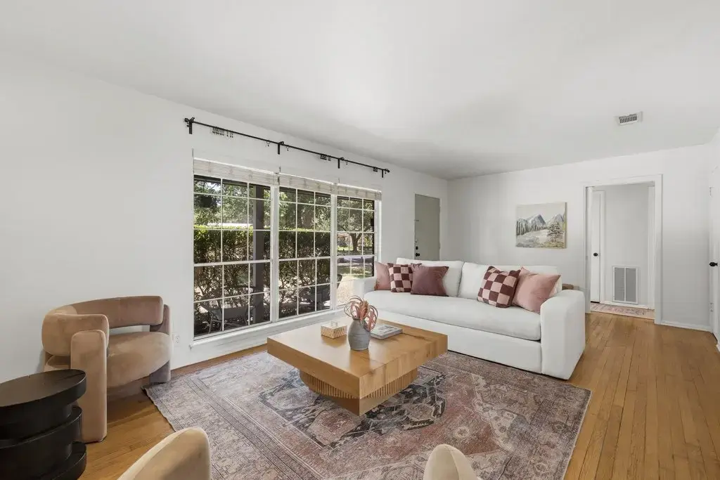1609 Larkwood Drive, Austin