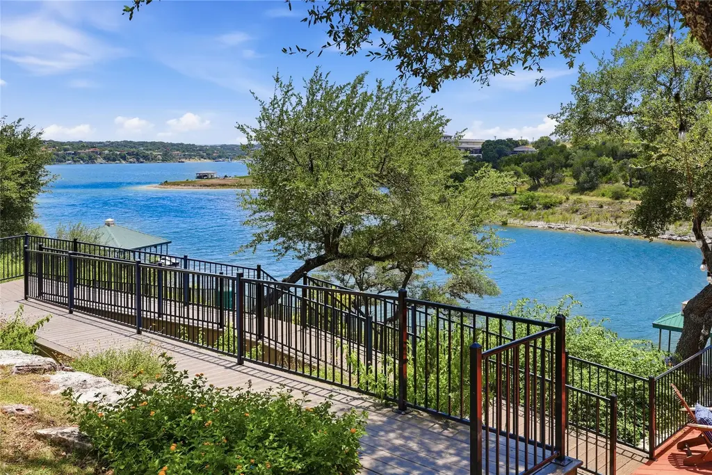 1307 Osprey Ridge Loop, Lago Vista