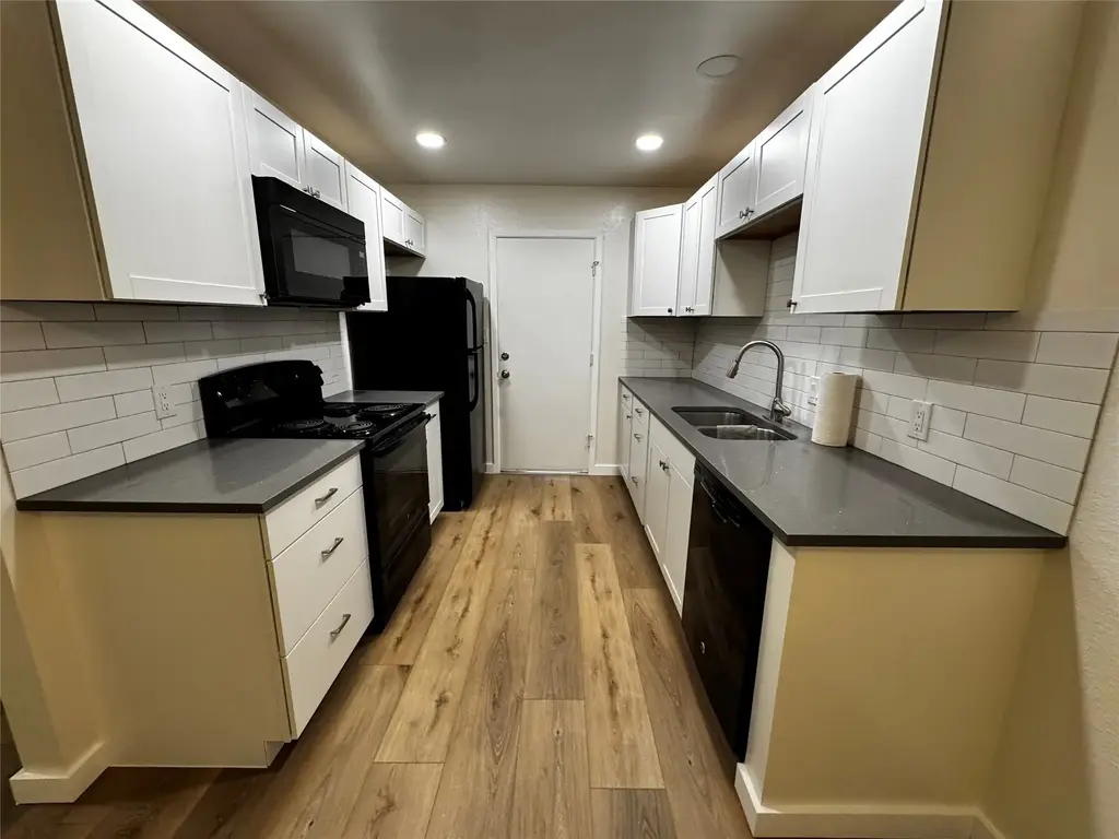 1311 Barbara Drive B, San Marcos