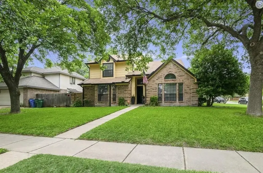 306 Applewood Drive, Pflugerville