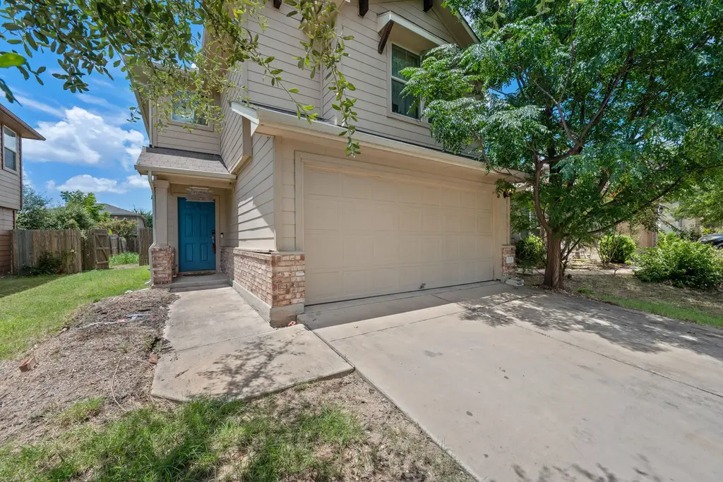 12115 Walter Vaughn Drive, Manor