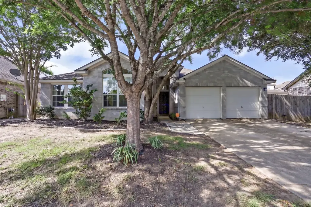 13620 Glen Mark Drive, Manor