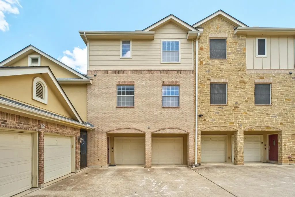 1402 Parker Lane 3, Austin