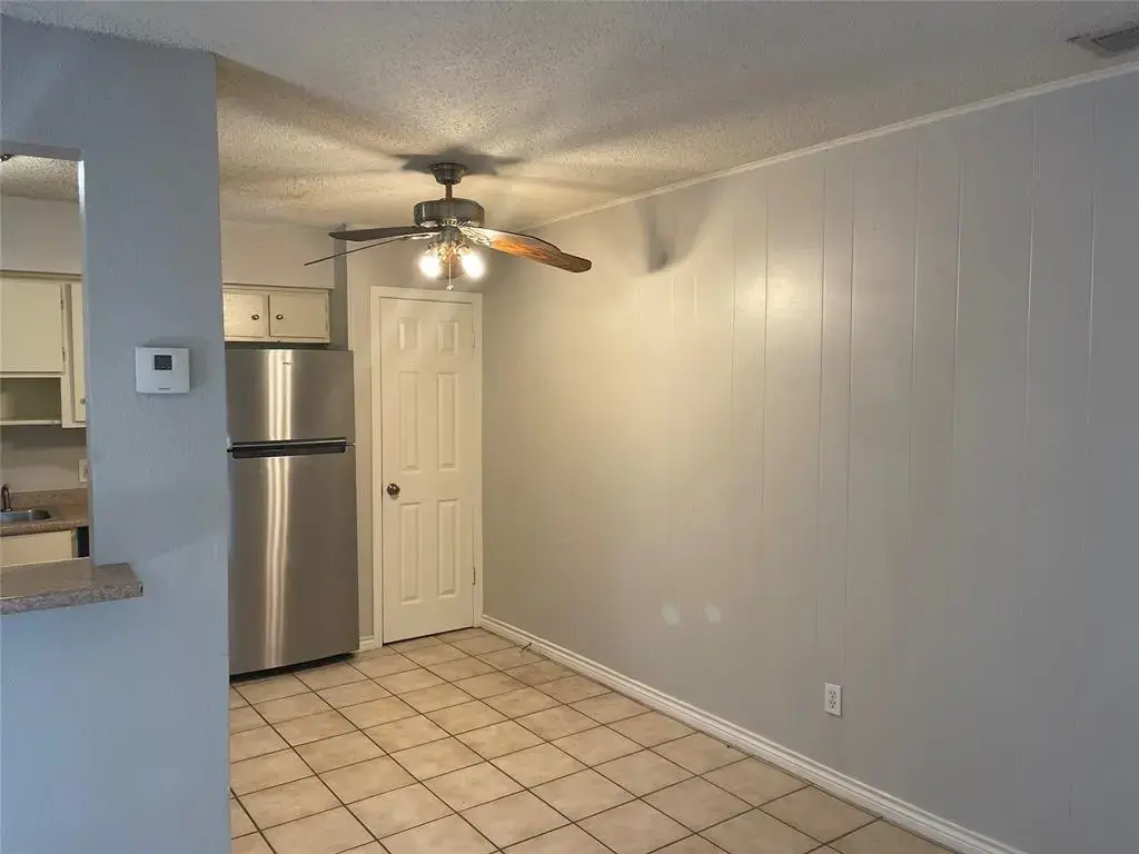 2304 Barton Village Circle 104, Austin