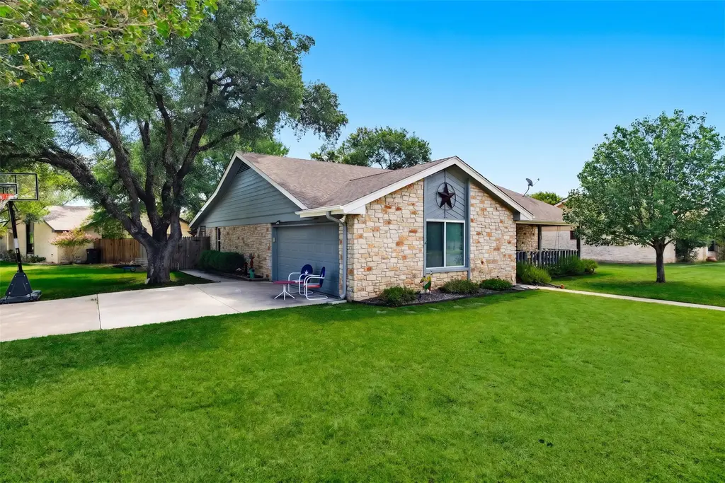 3423 Bluebonnet Trail, Georgetown