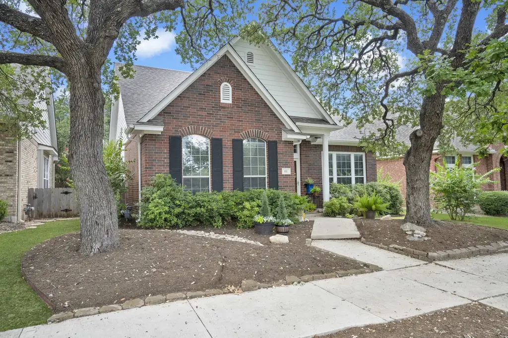 111 Village Park Drive, Georgetown