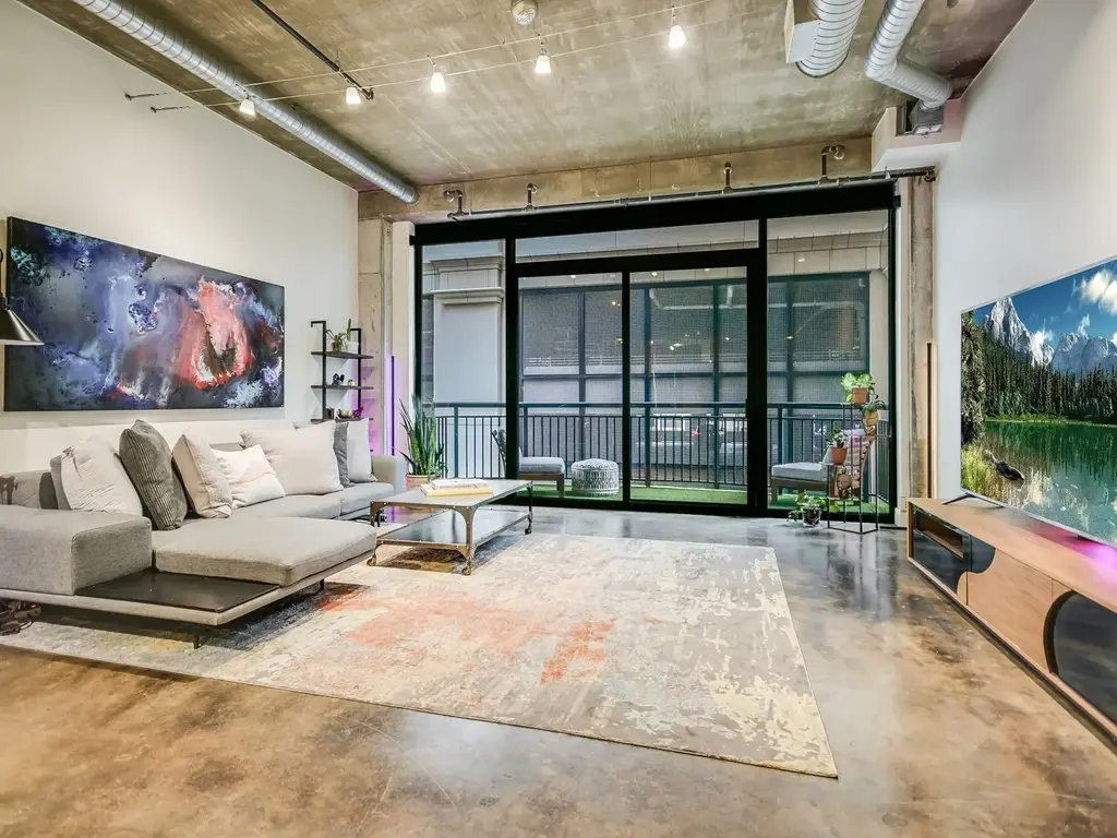311 W 5th Street 608, Austin