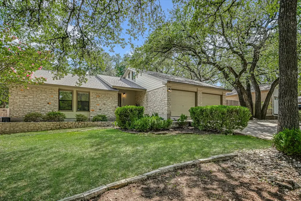 7001 Narrow Oak Trail, Austin