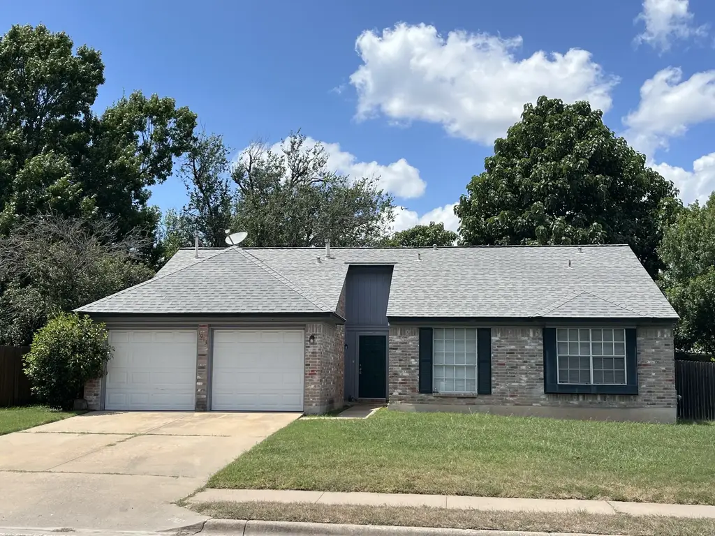 1013 Forest Trail, Cedar Park