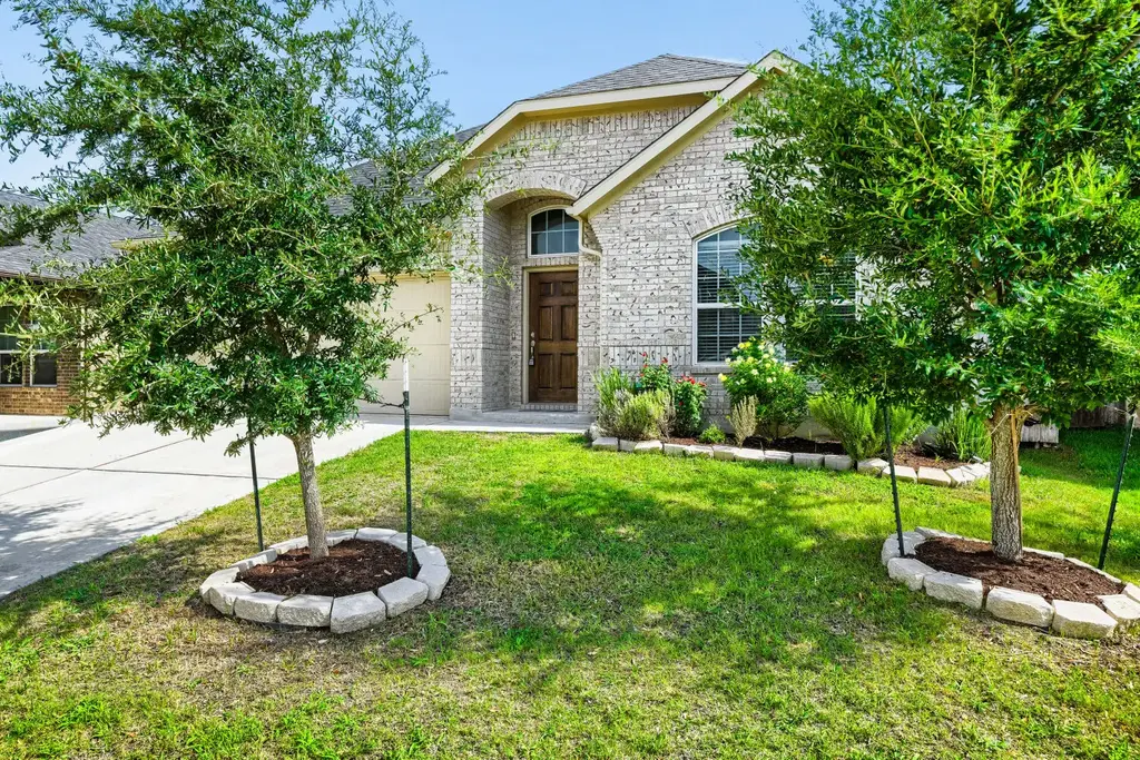 137 Switch Bud Drive, Buda