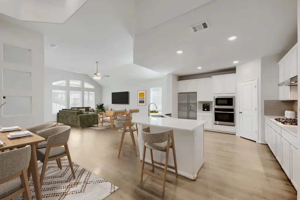 137 Switch Bud Drive, Buda