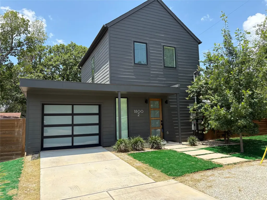 1800 Crown Drive 2, Austin