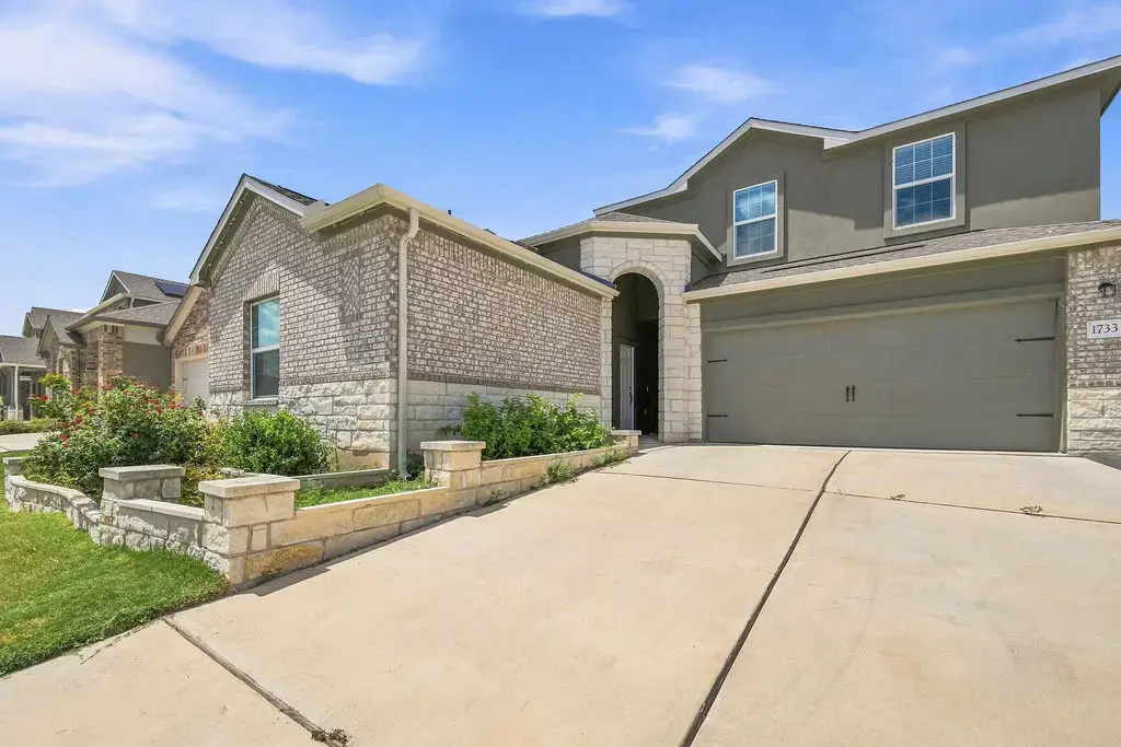 1733 Catahoula Drive, Leander