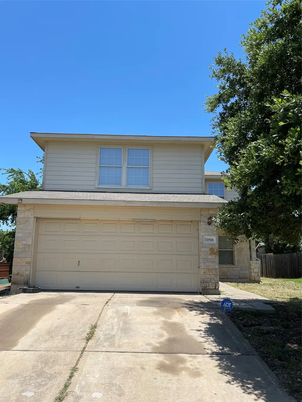 11816 Plains Valley Drive, Del Valle