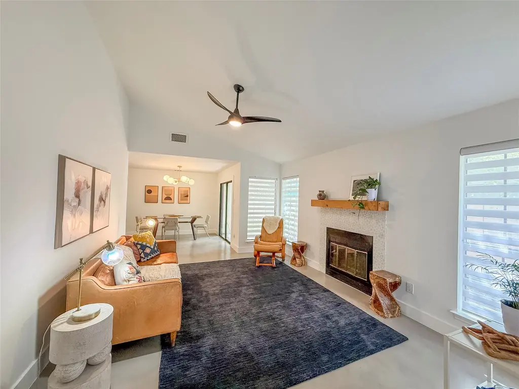 2313 Thornwild Pass, Austin