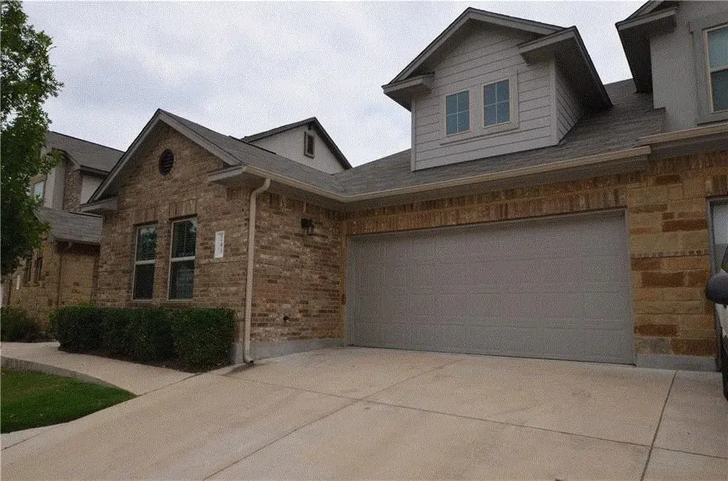 2304 S Lakeline Boulevard 243, Cedar Park