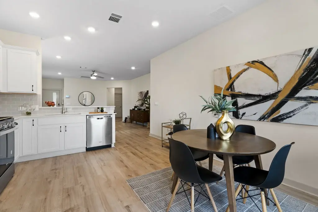 8004 Linda Michelle Lane, Austin