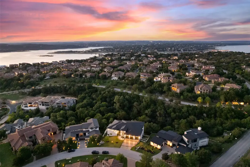 235 Canyon Turn Trail, Austin