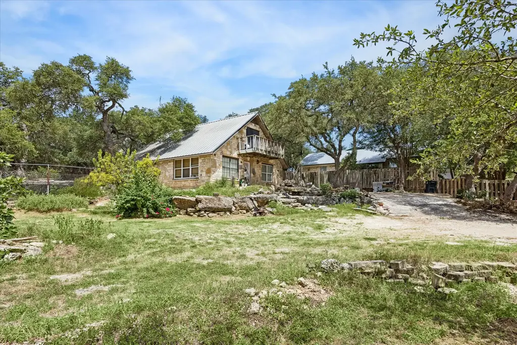 180 Donna Drive, Wimberley