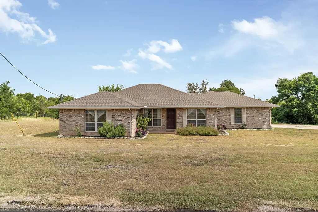 208 Settlers Ridge, Bertram
