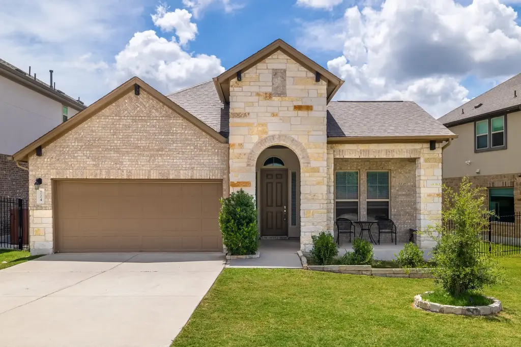 724 Kingston Place, Cedar Park