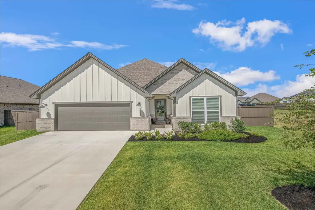 5004 Booth Falls Trail, Bryan