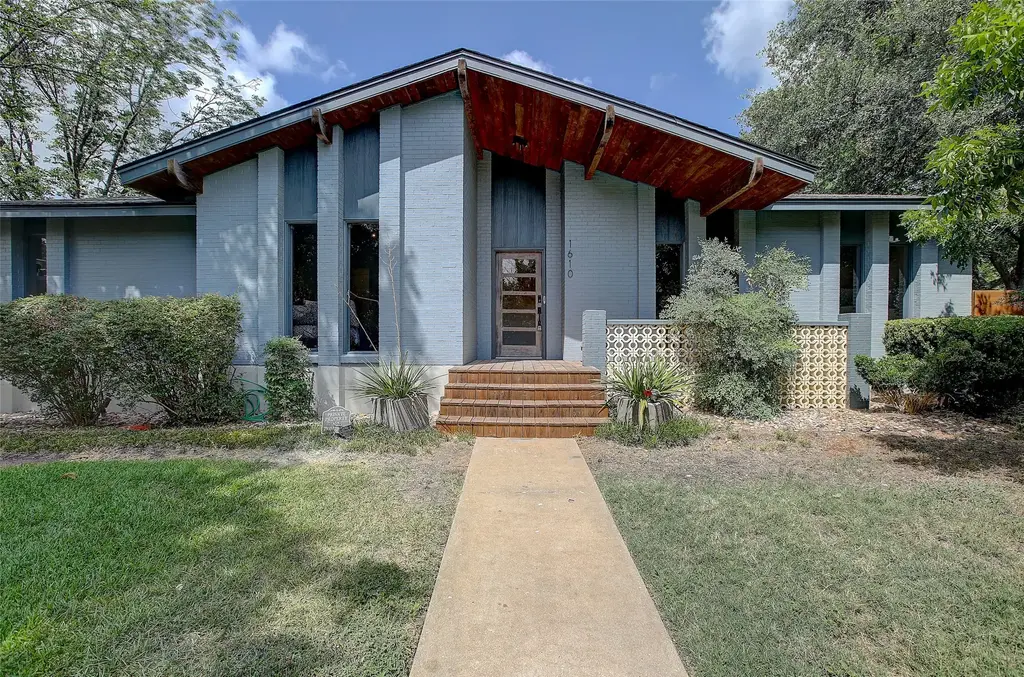 1610 Pecan Street, Georgetown