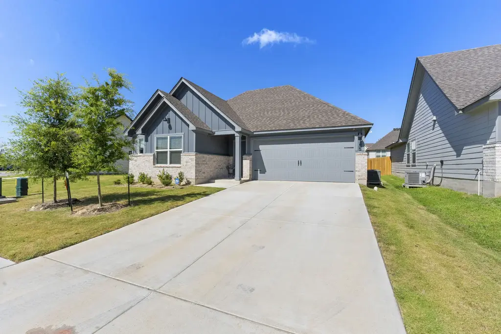 165 Hugh Drive, Killeen