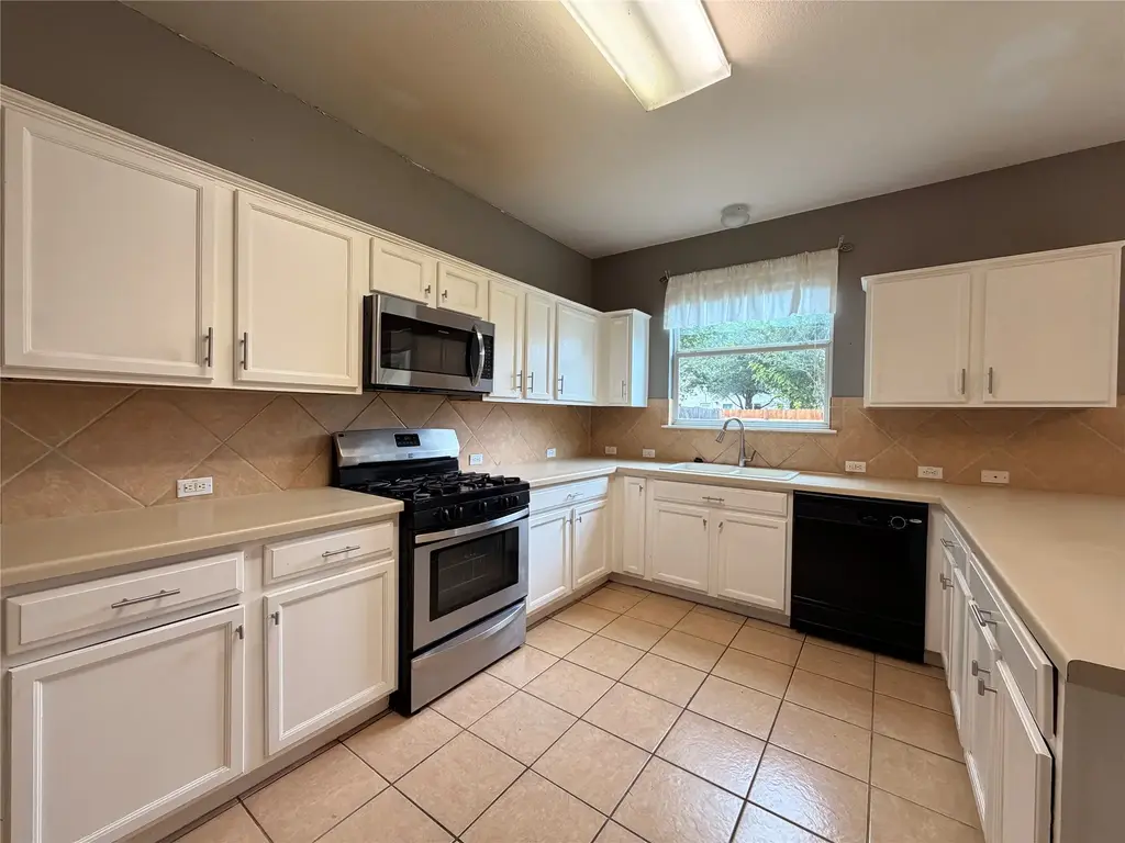 331 Primrose Boulevard, Kyle