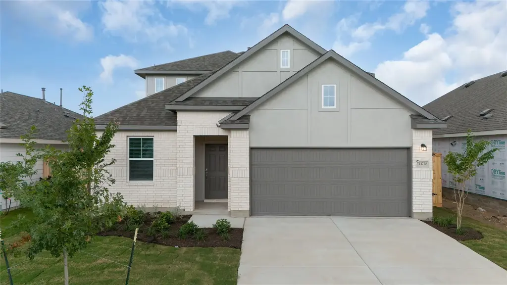 25521 Flora Bella Lane, Elgin