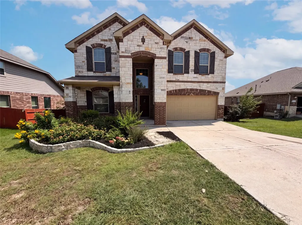 294 Adoquin Trail, Buda