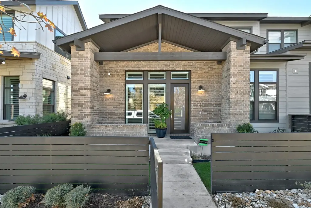 N/A, Austin